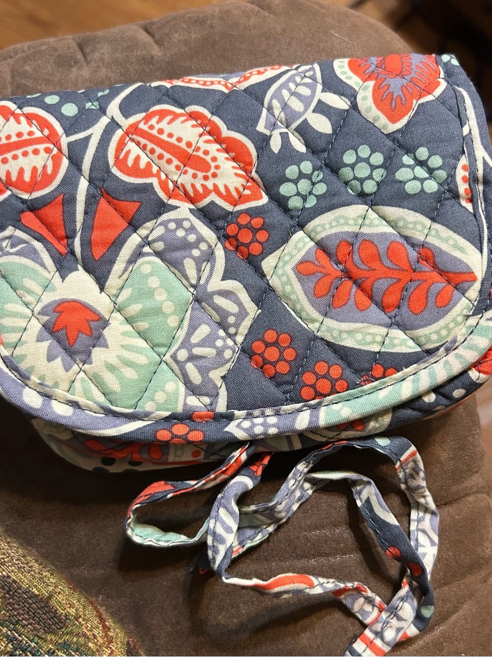 NWT Vera Bradley Quilted Floral Jewelry Case/Bag in Navy, Coral & Mint